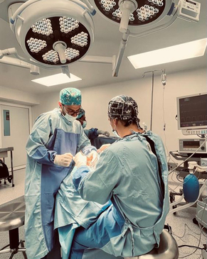 Slider image (10) Dr. Eduardo Cartagena - Plastic Surgeon in Mexico City